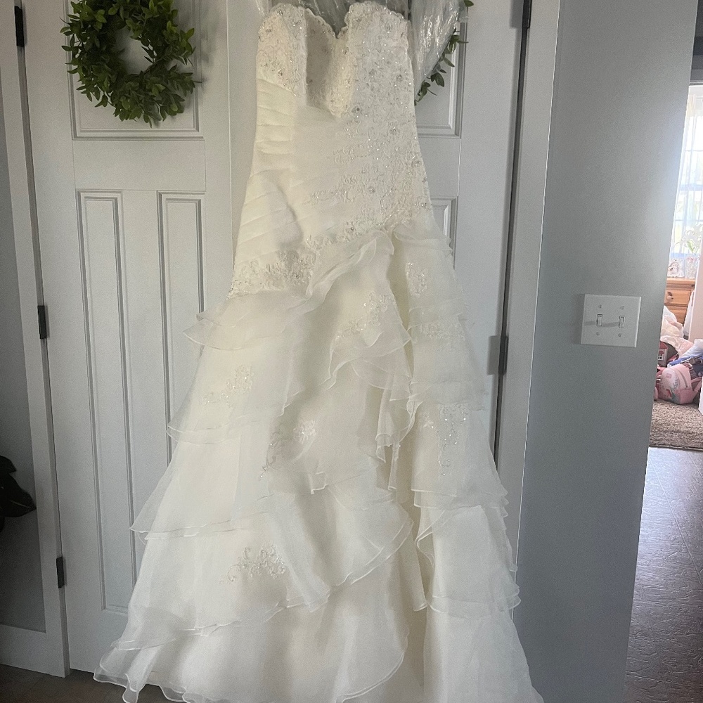 Alfred Angelo ball gown wedding dress